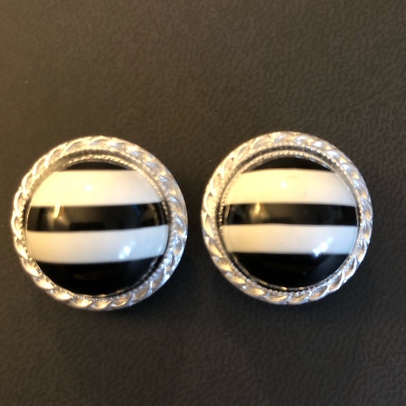 Made in Japan Jewelry - Vintage modern black and white clip earrings- stamped Japan